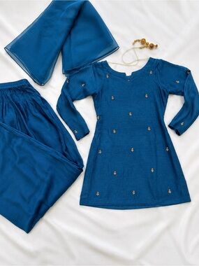 Solid 3pcs Teal Green HAND Embellished Kurta, Farshi Shalwar Pants, Dupatta